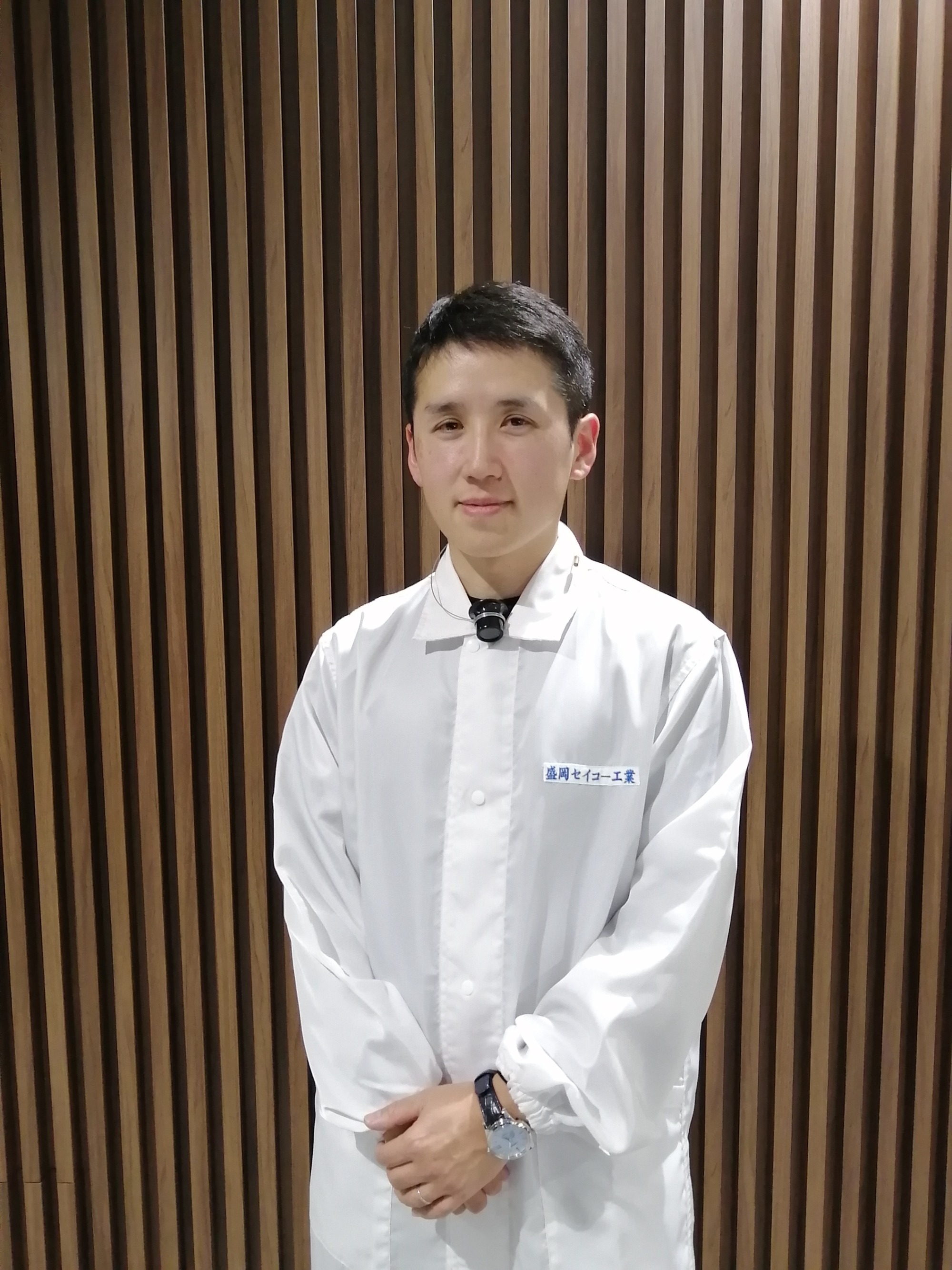 藤原時計店　藤原義久さん　時計眼鏡宝飾科卒（平成20年度）